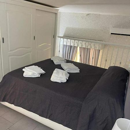 Casa Vacanza Melissa 那不勒斯 外观 照片